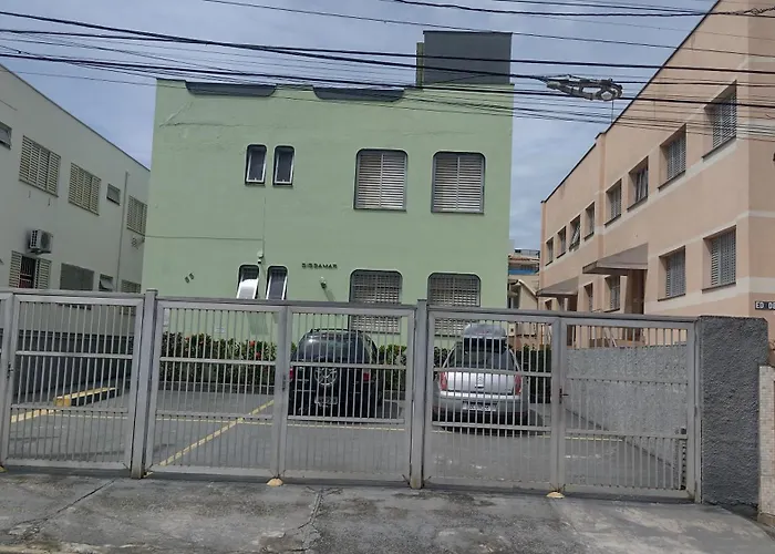 Apto térreo em , a 50 metros do mar